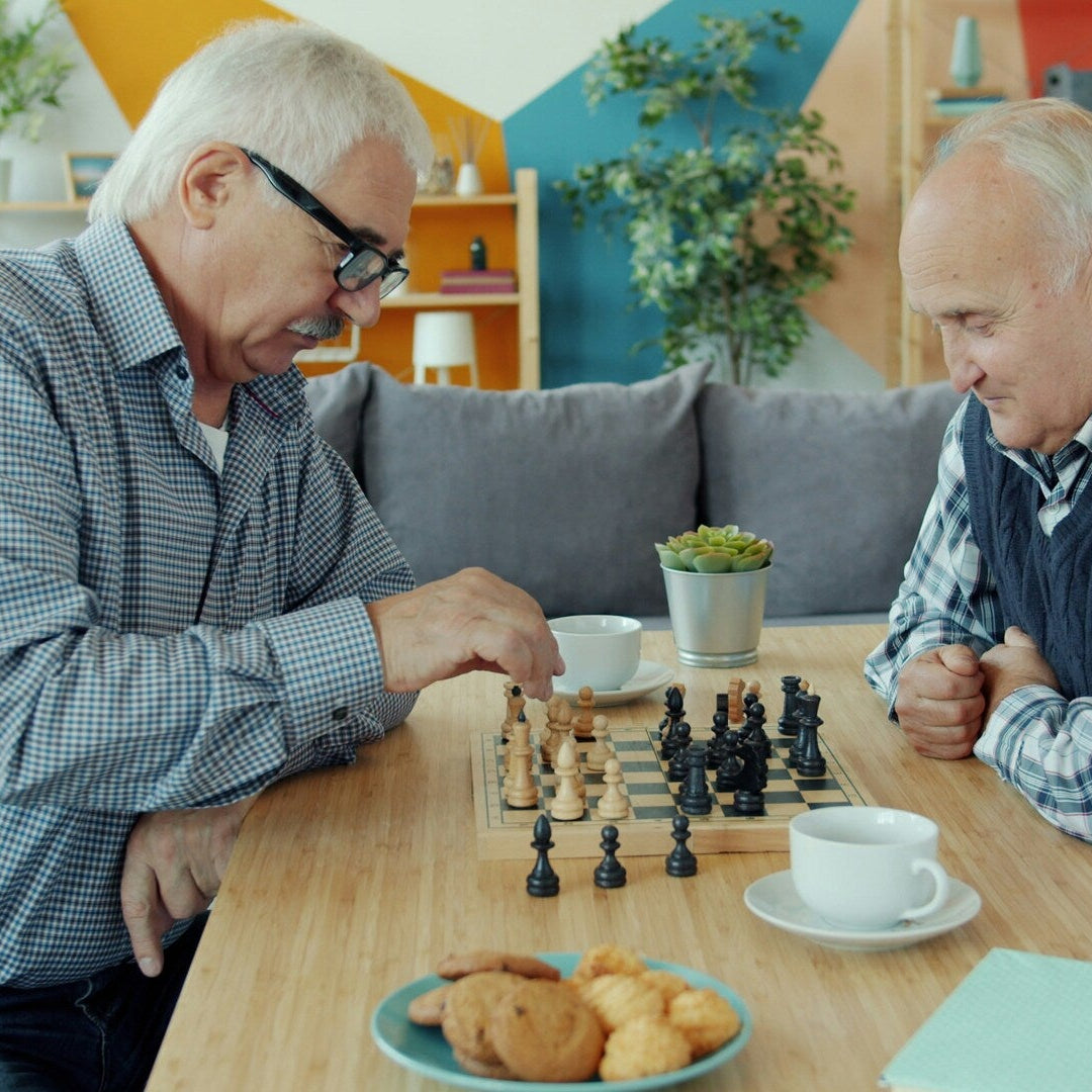 Atención socio sanitaria a personas dependientes en instituciones sociales