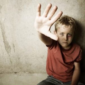 Infancia maltratada: prevención - EducaCursos